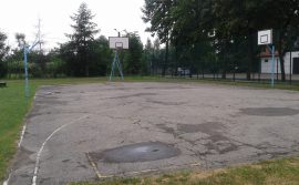 boisko przed rozbiórką