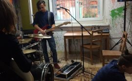 Centrum muzyczne krawczyka 21 - salaka do prób muzycznych